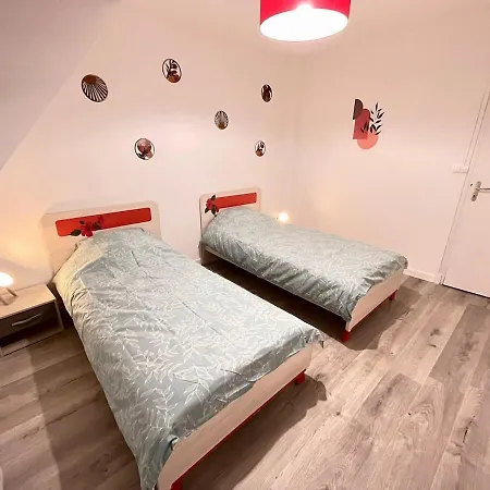 Maison De 3 Spacieuses Кале